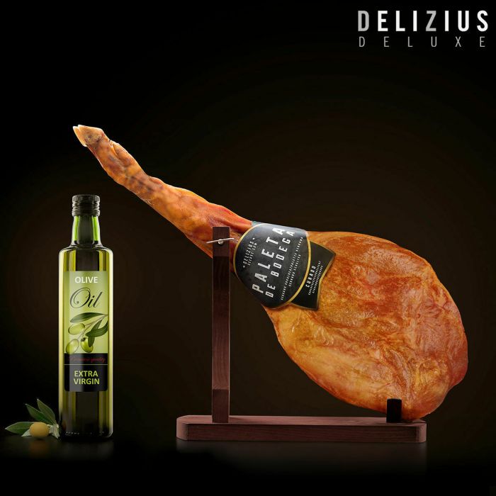 Set de Paleta Curada de Bodega, Aceite de Oliva y Jamonero Delizius Deluxe 8 Set de Paleta Curada de Bodega, Aceite de Oliva y Jamonero Delizius Deluxe 8