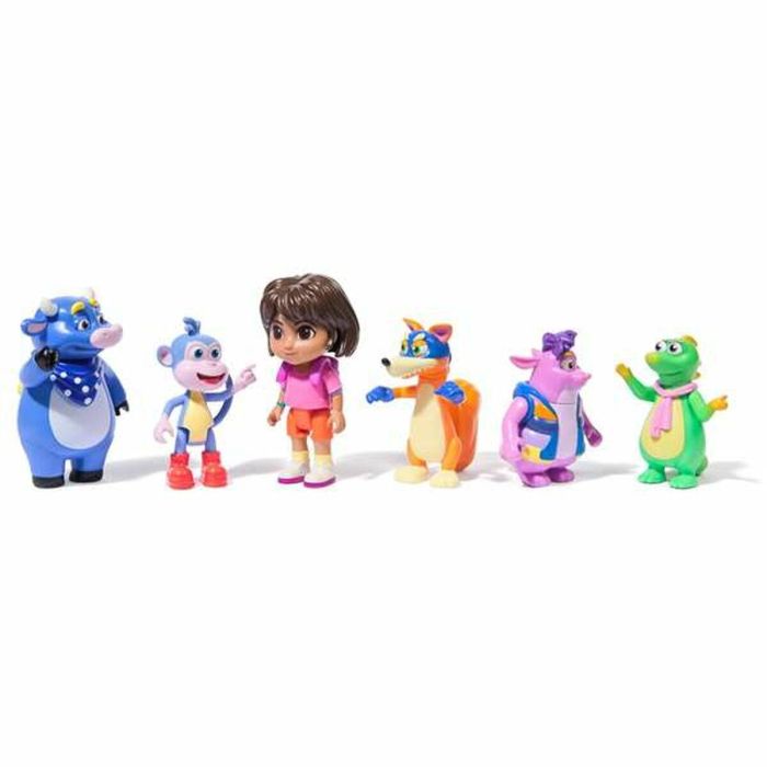 Spin Master Figuras Dora la Exploradora y amigos, set de modelos surtidos. Ideal para niños de 3 años. Dimensiones: 12,07x9,53x6,03 cm 3 Spin Master Figuras Dora la Exploradora y amigos, set de modelos surtidos. Ideal para niños de 3 años. Dimensiones: 12,07x9,53x6,03 cm 3