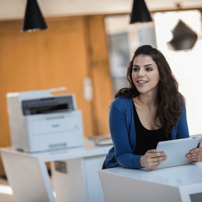 Impresora Láser Brother DCP-L3550CDW 1