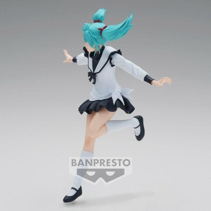 Figura de Acción Bandai Quess - Paraya Moderno 4