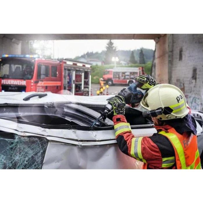 Bosch GSA 18V-32 Akku-Säbelsäge inkl. Koffer 1