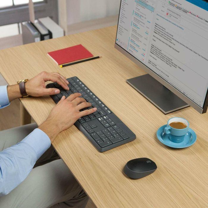 Logitech MK235 Teclado y Mouse Wireless Portugués - Duración de Pilas Prolongada, Tecnología Inalámbrica Fiable 20 Logitech MK235 Teclado y Mouse Wireless Portugués - Duración de Pilas Prolongada, Tecnología Inalámbrica Fiable 20