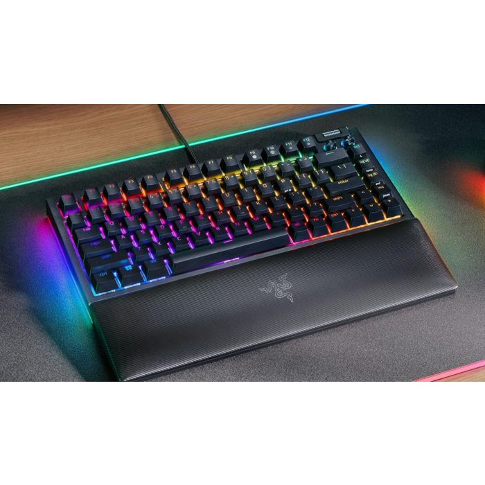 Razer BlackWidow V4 75% Teclado Mecánico Compacto con Retroiluminación RGB, Interruptor Mecánico, USB-C - RZ03-05000100-R3M1 4 Razer BlackWidow V4 75% Teclado Mecánico Compacto con Retroiluminación RGB, Interruptor Mecánico, USB-C - RZ03-05000100-R3M1 4