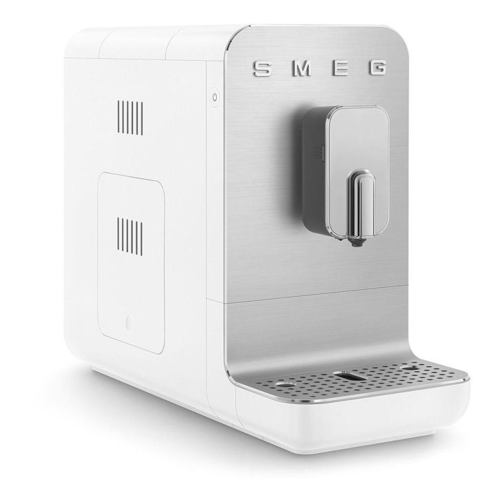 Smeg Cafetera Superautomática Blanca BCC13WHMEU 3 Smeg Cafetera Superautomática Blanca BCC13WHMEU 3
