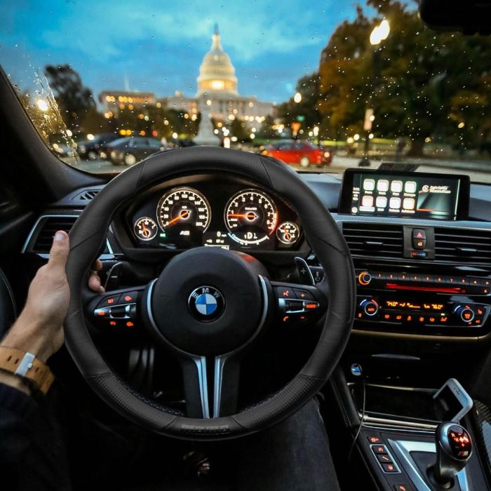Funda Volante Momo Tuning Blk Edition M 38-39 cm MOMLSWC0TUNBE 4 Funda Volante Momo Tuning Blk Edition M 38-39 cm MOMLSWC0TUNBE 4