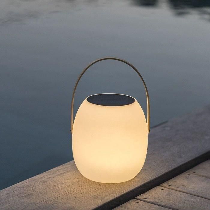 Lámpara solar portátil - LUMISKY - JIMMY - LED blanco - Al. 34 cm - Puerto de carga USB 2 Lámpara solar portátil - LUMISKY - JIMMY - LED blanco - Al. 34 cm - Puerto de carga USB 2