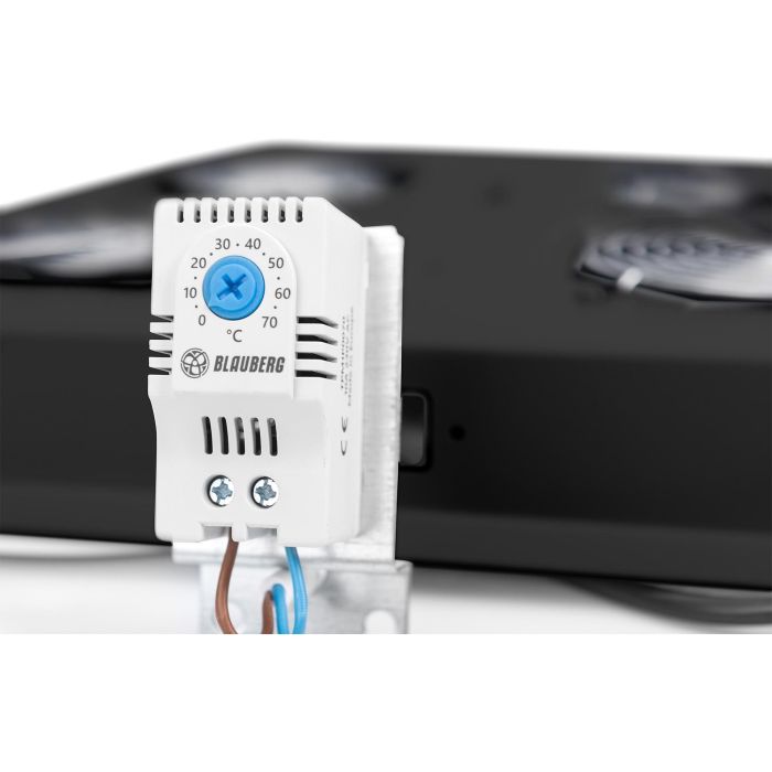 DIGITUS Dachlüftereinheit Unique 6 Lüfter schw. 1