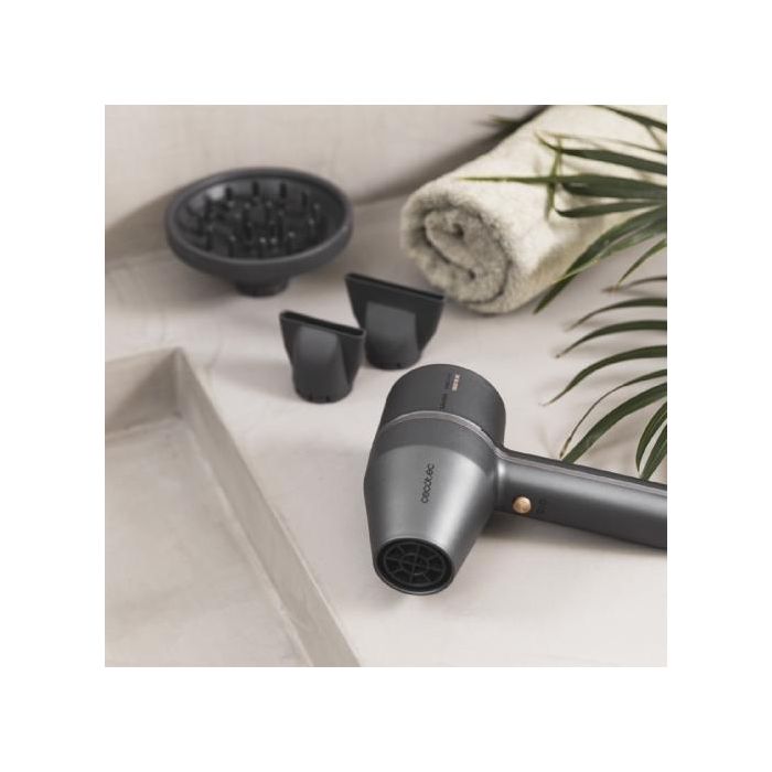 Cecotec Bamba IoniCare 5500 PowerStyle Secador de Pelo Iónico 1800W con Difusor, Motor AC y Función Perfect Colour Negro 3 Cecotec Bamba IoniCare 5500 PowerStyle Secador de Pelo Iónico 1800W con Difusor, Motor AC y Función Perfect Colour Negro 3