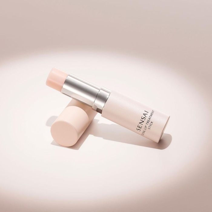 Sensai TOTAL LIP TREATMENT stick 5,2 gr Bálsamo Labial Hidratante 3