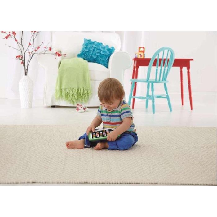 Fisher Price Mi Primera Tablet canta, habla y emite música para bebés de 7 meses a 3 años 2