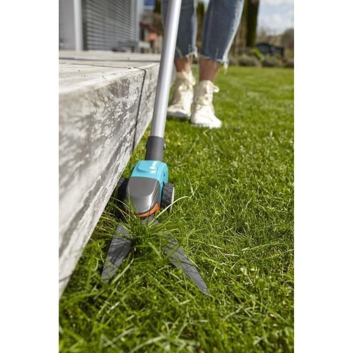 Tijeras cortacésped Comfort Long Reach GARDENA - Mango y rueda guía 2 Tijeras cortacésped Comfort Long Reach GARDENA - Mango y rueda guía 2