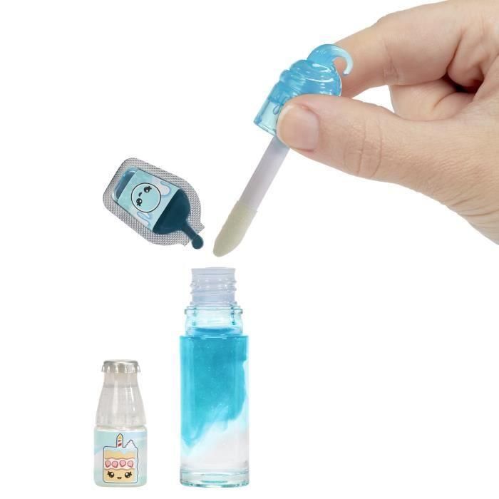 Muñeca brillo de labios yummiland con todos los accesorios para crear tu propio gloss.19,6x12,7x6,35 cm - modelos surtidos 1 Muñeca brillo de labios yummiland con todos los accesorios para crear tu propio gloss.19,6x12,7x6,35 cm - modelos surtidos 1