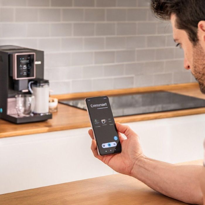 Cecotec 01461 Cafetera Superautomática Cremmaet Compactccino Connected Black Rose 19 Bares, WiFi, 1.1L, 30 Bebidas, Tanque de Leche 2