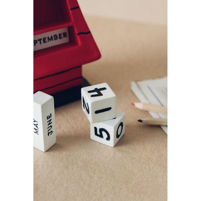 Calendario Perpetuo 3D Doghouse Snoopy 3 Calendario Perpetuo 3D Doghouse Snoopy 3