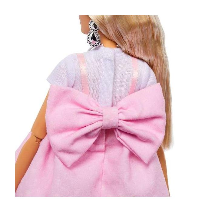 Muñeca barbie deluxe vestido con lazo. 5 Muñeca barbie deluxe vestido con lazo. 5