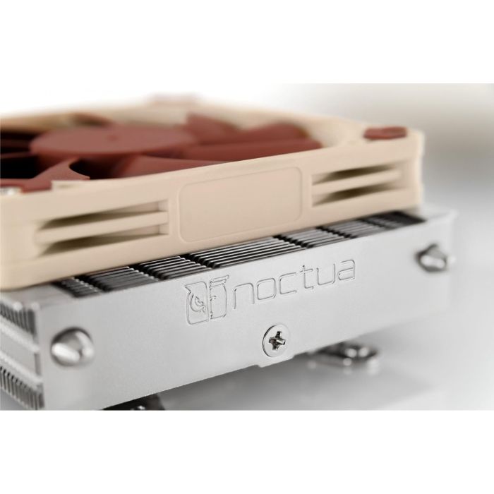 NOCTUA NH-L9a-AM4 - Ventilador/Disipador de CPU de 9.2 cm para Socket AM4 AMD A - 600 RPM 5