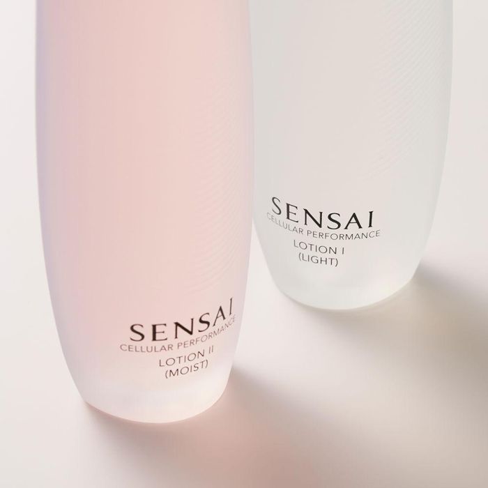 Sensai CELLULAR PERFORMANCE lotion II Moist Tónico Facial Hidratante 125 ml 3