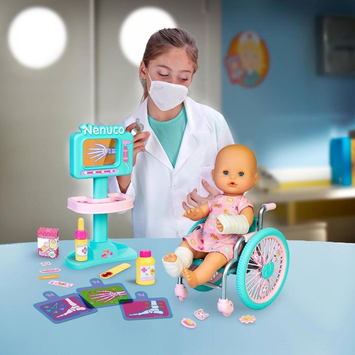 Nenuco ¡Emergencia Doctora! Nfn63000 Famosa 2 Nenuco ¡Emergencia Doctora! Nfn63000 Famosa 2