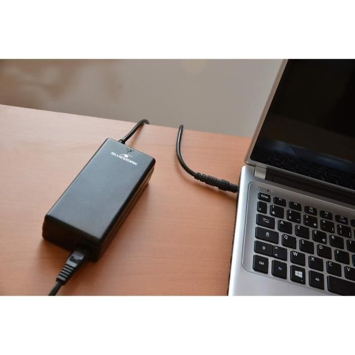 Bluestork Cargador Universal para Portátil 65W con 10 Puntas Intercambiables, 15V-20V, Automático y Protección Activa 1 Bluestork Cargador Universal para Portátil 65W con 10 Puntas Intercambiables, 15V-20V, Automático y Protección Activa 1