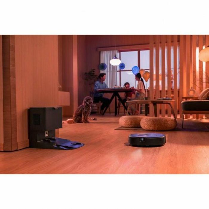 iRobot Roomba Combo J7+ Robot aspirador y friegasuelos con sistema de vaciado automático - Detección de alfombras y tapetes 1 iRobot Roomba Combo J7+ Robot aspirador y friegasuelos con sistema de vaciado automático - Detección de alfombras y tapetes 1