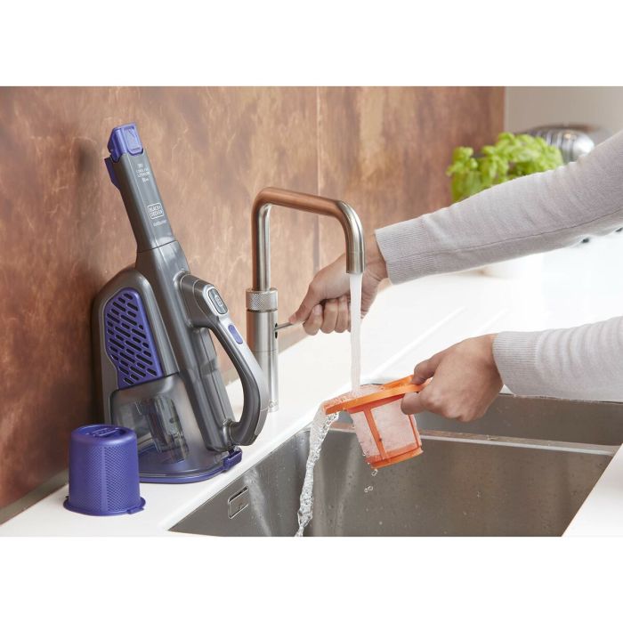 Aspiradora de Mano Black & Decker DVB315JP-QW