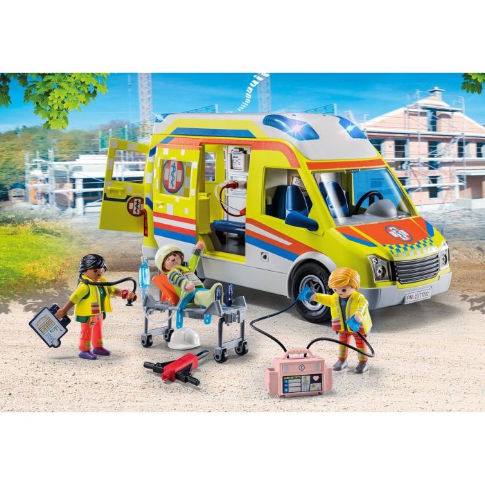 Ambulancia Con Luz Y Sonido City Life 71202 Playmobil 2