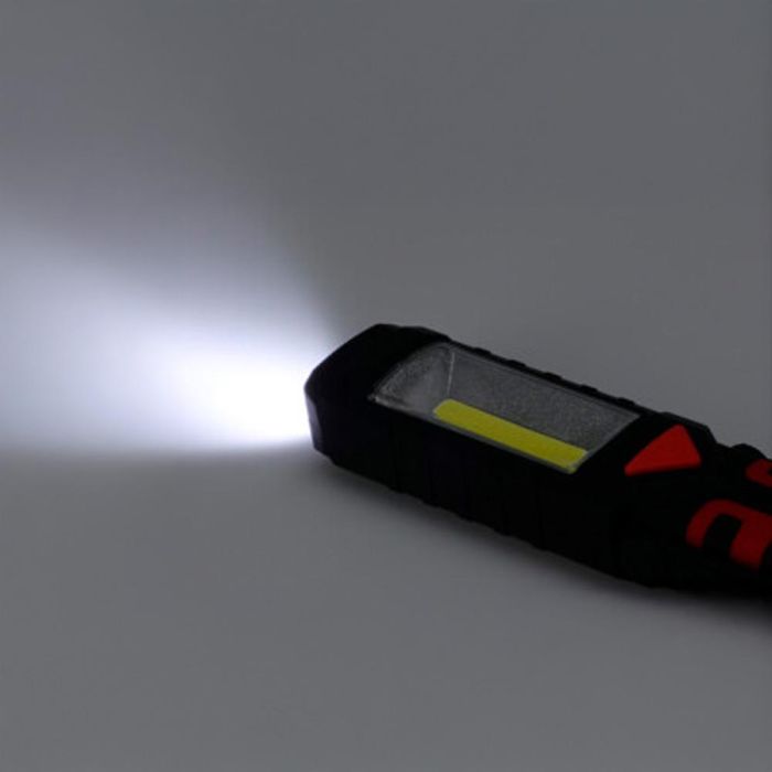 Linterna led de trabajo recargable doble funcion con gancho + imán, negra, 50 x 35 x 215 mm 1 Linterna led de trabajo recargable doble funcion con gancho + imán, negra, 50 x 35 x 215 mm 1