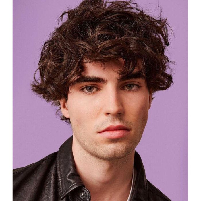 Champú Rizos Definidos Bumble & Bumble Curl Moisturizing 250 ml 3 Champú Rizos Definidos Bumble & Bumble Curl Moisturizing 250 ml 3