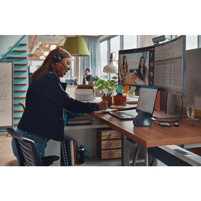HP E45c G5 Monitor Curvo Ultrawide DQHD para Productividad e Inmersión 16 HP E45c G5 Monitor Curvo Ultrawide DQHD para Productividad e Inmersión 16
