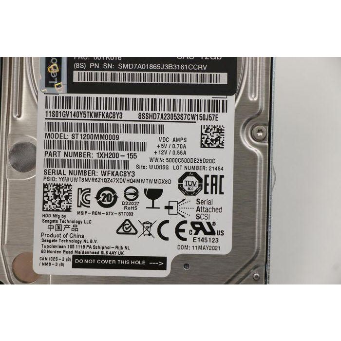Lenovo 2.5-inch hard drive with 1.2TB capacity, 10,000 RPM spindle speed, SAS 12Gbps interface, hot swap capability. 4 Lenovo 2.5-inch hard drive with 1.2TB capacity, 10,000 RPM spindle speed, SAS 12Gbps interface, hot swap capability. 4