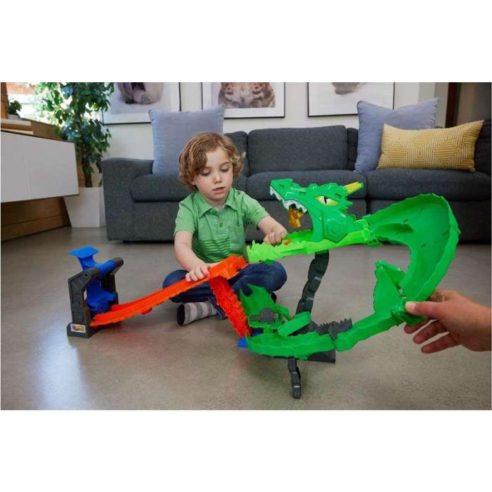 Pista hot wheels monster trucks sharks vs dinos dragon destruction. incluye 2 coches. 53,34x60x35,56 cm 1 Pista hot wheels monster trucks sharks vs dinos dragon destruction. incluye 2 coches. 53,34x60x35,56 cm 1