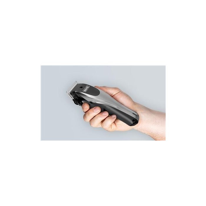 Wahl 09657-0460 Cortapelos con/sin cable Rapid Clip, batería de litio, 10 peines guía, corte de 0.7-25mm 8 Wahl 09657-0460 Cortapelos con/sin cable Rapid Clip, batería de litio, 10 peines guía, corte de 0.7-25mm 8