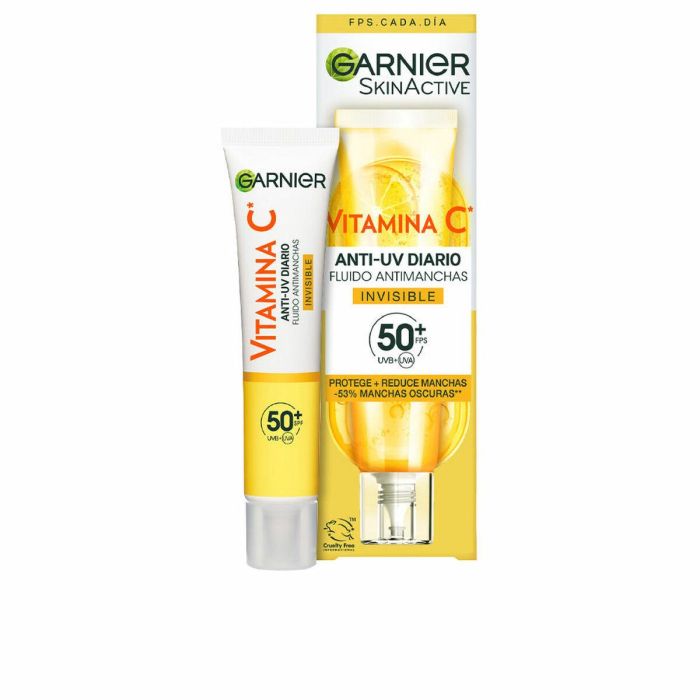 Garnier SkinActive Vitamina C Fluido Facial Antimanchas SPF50+ Iluminador Efecto Glow Vegano y Cruelty Free 40ml