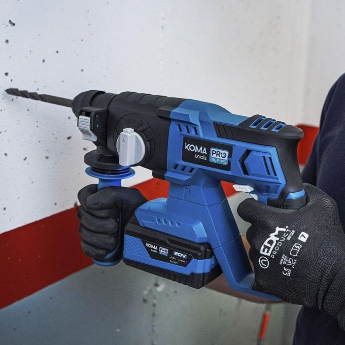 Koma Tools Martillo Perforador 20V SDS Plus, Kit con Maletín, Batería 4.0Ah y Cargador, Modelo 20v-mp-k, 3 Funciones (Taladro, Percutor), 1.8J, Luz LED, Incluye 3 Brocas 6