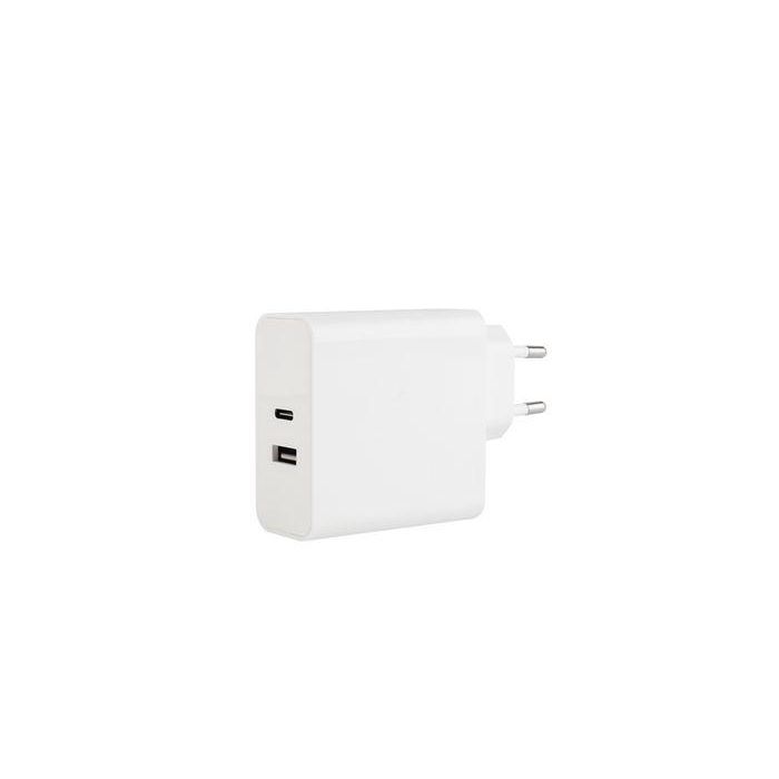 CoreParts USB-C Power Adapter 45W 5V2A-20V2.25A Plug:USB-C USB PD EU Wall with QC3.0 -5V2A,9V2A,12V2A,15V3A,20V2.25A - without Cable, White - USB-C PORT and USB-A PORT WITH QC3.0 CoreParts USB-C Power Adapter 45W 5V2A-20V2.25A Plug:USB-C USB PD EU Wall with QC3.0 -5V2A,9V2A,12V2A,15V3A,20V2.25A - without Cable, White - USB-C PORT and USB-A PORT WITH QC3.0