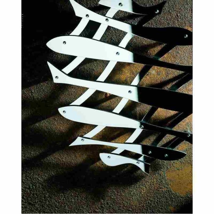 Alessi DUL03 PESCHER Salvamanteles Extensible Acero Inoxidable 18/10 Elegante 2 Alessi DUL03 PESCHER Salvamanteles Extensible Acero Inoxidable 18/10 Elegante 2