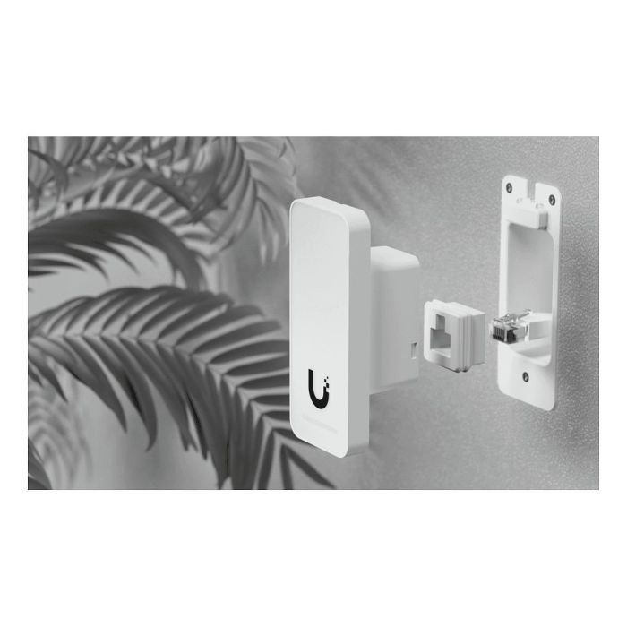 Ubiquiti AirMax NanoStation Loco, 93 x 40 x 36.5 mm, 82 g, IP55, RJ45, BLE 4.1, 48V DC 1 Ubiquiti AirMax NanoStation Loco, 93 x 40 x 36.5 mm, 82 g, IP55, RJ45, BLE 4.1, 48V DC 1