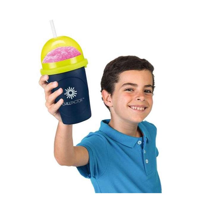 Bandai Maquina de Granizar Chillfactor (Congela, Aprieta y Disfruta) 10.5x10.5x18.8cm - Modelos Surtidos