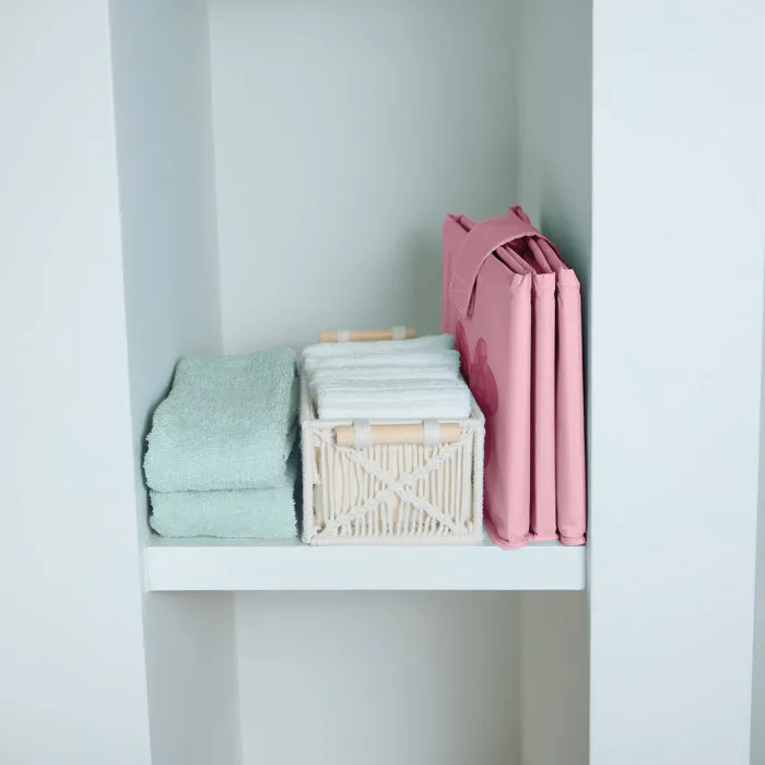 Bright Starts Disney Baby Minnie Bañera Plegable para Bebé Portátil con Forro Impermeable, Fácil de Limpiar y Drenar