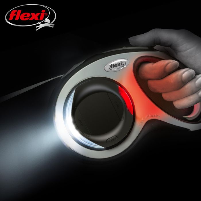 Flexi Sistema de Luz LED Negro para Correas Retráctiles New Comfort Classic Design S-L, Luz Delantera y Trasera, Pilas Incluidas 1 Flexi Sistema de Luz LED Negro para Correas Retráctiles New Comfort Classic Design S-L, Luz Delantera y Trasera, Pilas Incluidas 1