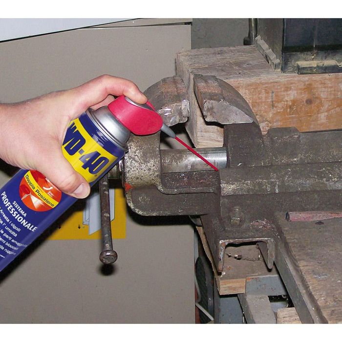 Expositor 84 unidades wd40 500 ml 4