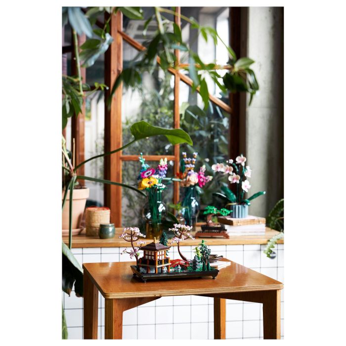 LEGO ICONS 10315 Jardín Meditativo, Juego de Construcción, 1363 Piezas, 18+ Años