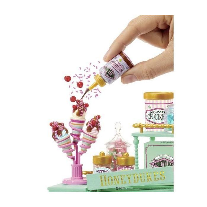 MGA Miniverso LIT0035051523734: Set de juego de Harry Potter en miniatura, Honeydukes 5