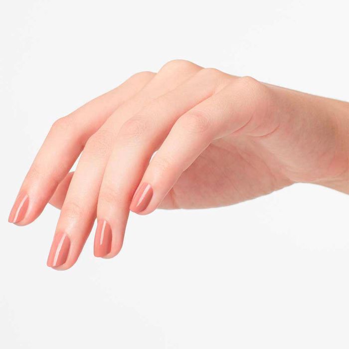 OPI NAIL LACQUER Esmalte de uñas duraci3n hasta 7 ddas 15 ml