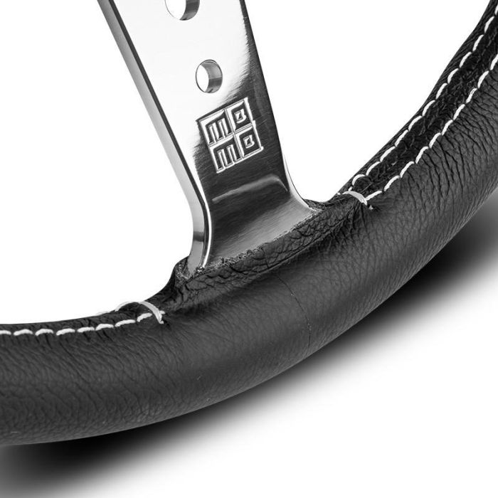 Volante Momo California 360 Cuero Negro MOMVCALIFOR36BKR 1 Volante Momo California 360 Cuero Negro MOMVCALIFOR36BKR 1