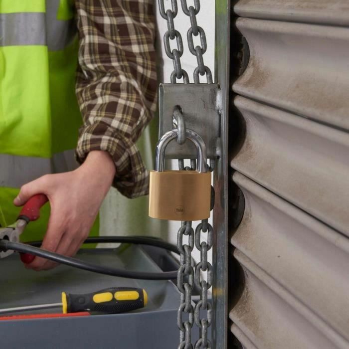 Yale Candado Y110B/60/132/1 de Latón 60 mm Grillete Acero Cementado 3 Llaves Acceso Cadenas Escaleras Portones 2