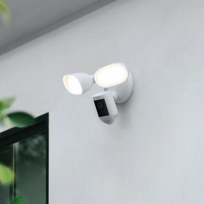 Ring RIN0840268944421 Cámara de vigilancia enchufable Spotlight Pro Negra UE 2 Ring RIN0840268944421 Cámara de vigilancia enchufable Spotlight Pro Negra UE 2
