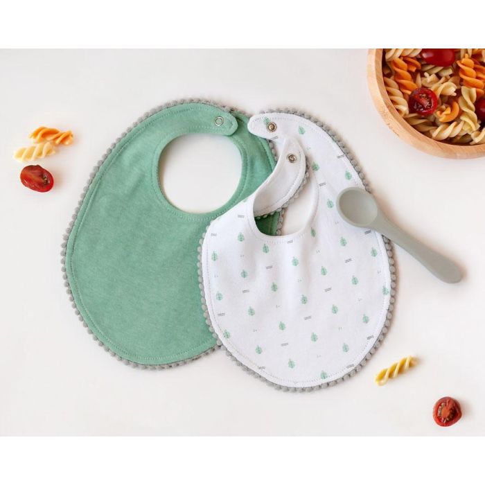 KioKids Set 2 Baberos de Algodón y Cuchara de Silicona Grado Alimenticio, No Tóxica, Verde Salvia +0 meses KioKids Set 2 Baberos de Algodón y Cuchara de Silicona Grado Alimenticio, No Tóxica, Verde Salvia +0 meses
