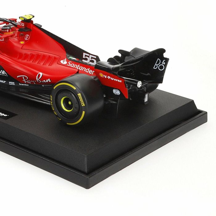 Coche Bburago Ferrari F1 Racing SF23 #55 C 1:18 2 Coche Bburago Ferrari F1 Racing SF23 #55 C 1:18 2