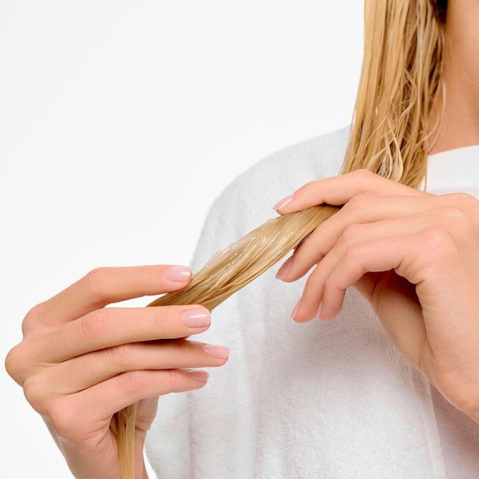 Schwarzkopf BLONDME Bálsamo Sellador Reparador para Cabello Rubio 75 ml 3